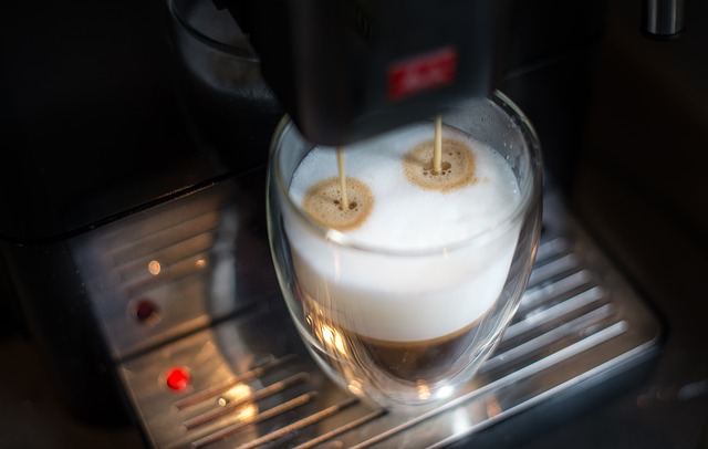 Příprava latte